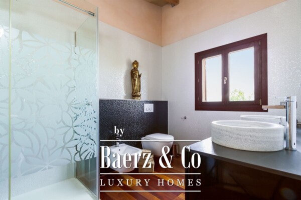 photo 18 Exceptional country house with amazing views