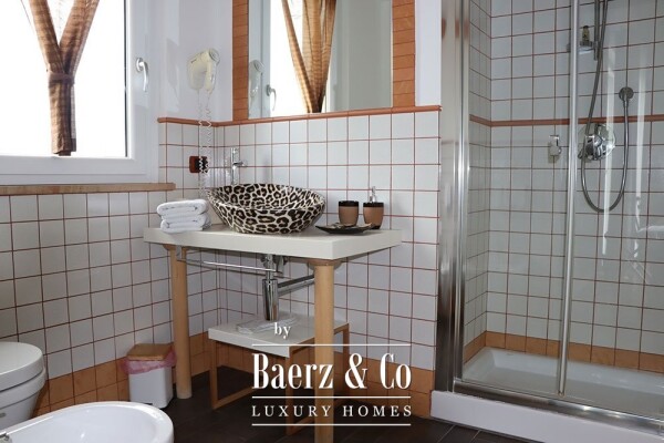 photo 30 Country house for sale 480 m²