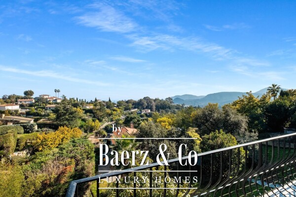 photo 6 Villa with sea view located in Mandelieu