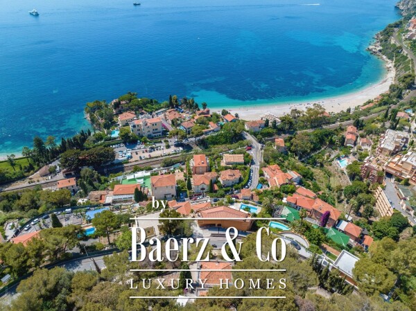 photo 9 Roquebrune-Cap-Martin, 3 villas to renovate on 12 758m2 of plot