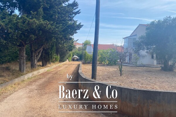 photo 5 Zadar, Ugljan/Muline, family house 256 m² by the sea on a plot of 1,600 m²