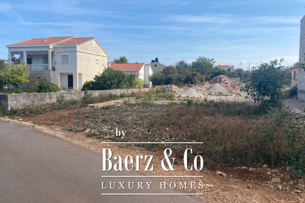 photo 8 Zadar, Ugljan/Muline, family house 256 m² by the sea on a plot of 1,600 m²