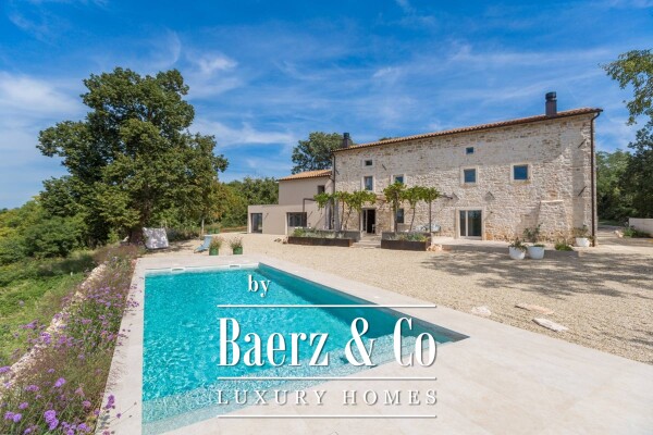 photo 1 Labin, Šumber, unique detached villa on a large plot with a view