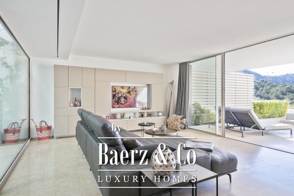 photo 9 Modern villa with privacy overlooking the Mediterranean