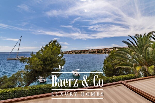 photo 76 Split, Čiovo, modern villa/boutique hotel with 8 apartments, first row to the sea