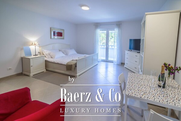 photo 150 Split, Čiovo, modern villa/boutique hotel with 8 apartments, first row to the sea