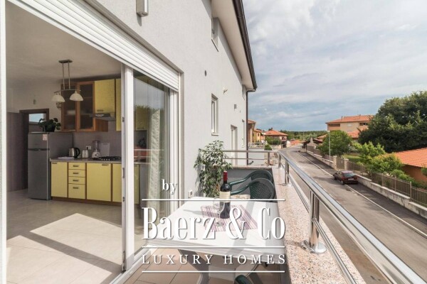 photo 2 Pula, Valdebek - newly built detached house with four apartments, gross floor area 388 m²