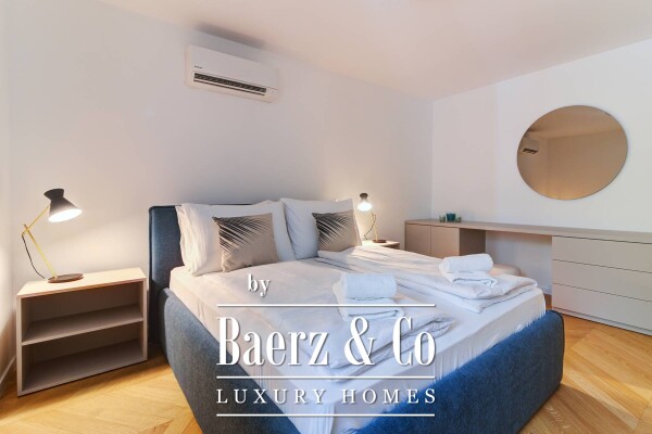 photo 13 Opatija, Volosko, luxurious four-bedroom apartment in the first row to the sea, NKP 132,51 m2