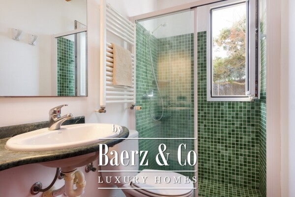 photo 23 LOVELY VILLA WITH SEA VIEWS IN CALAN BRUT