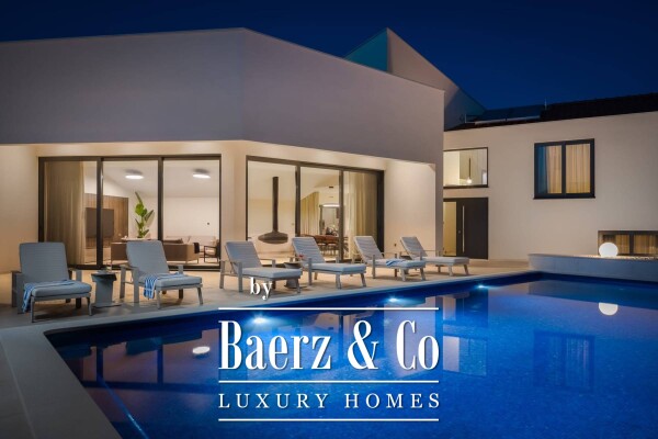 photo 1 Marina, an exceptional property near the sea