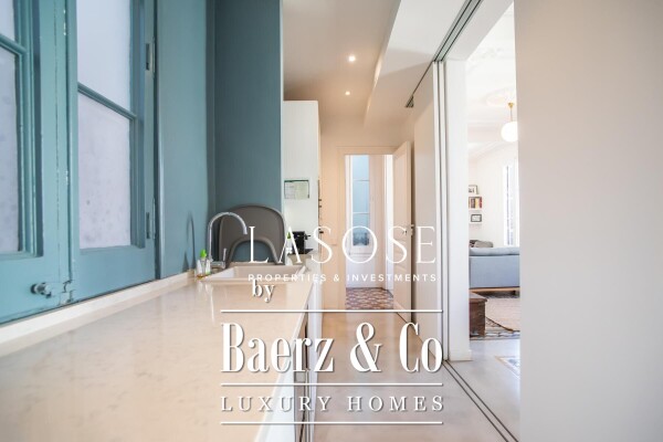 photo 37 Barcelona, Born