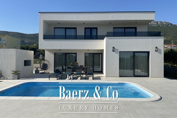 photo 1 Kaštel Stari, modern villa with pool and sea view