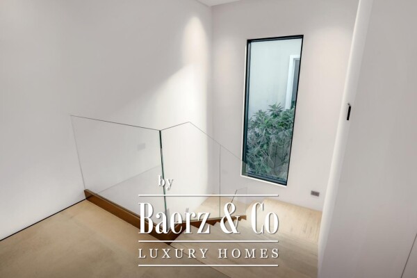 photo 20 High End Finish | Golf Course Facing | 5 Bed