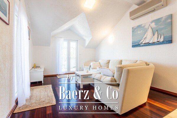 photo 14 Trogir, Seget Vranjica, beautiful house, first row to the sea