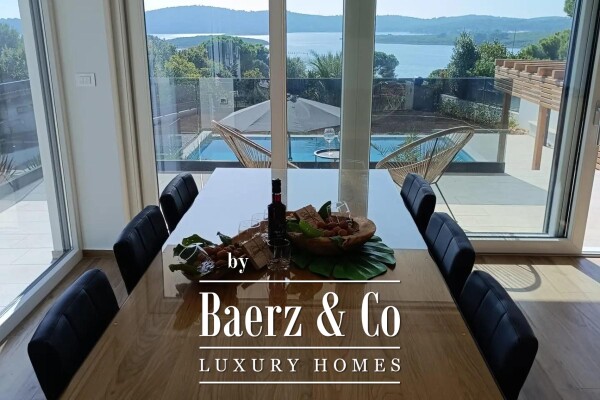 photo 10 Medulin, Pomer - beautiful villa with wellness 195 m² with sea view - 150 m from the sea