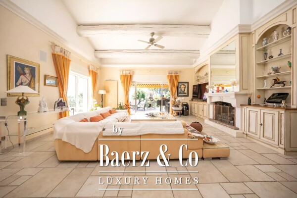 photo 11 Super property in a closed domain, sea view