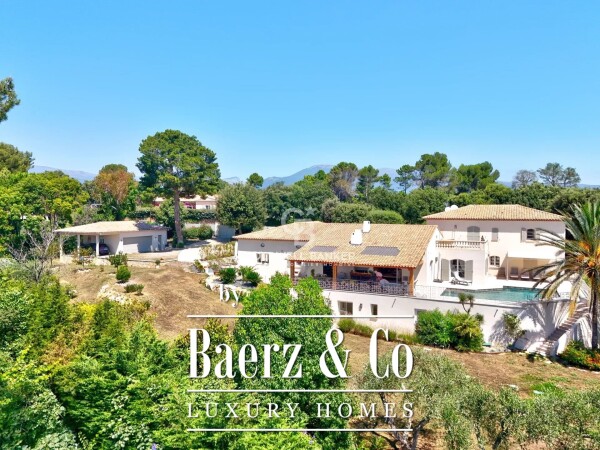 photo 26 Super property in a closed domain, sea view