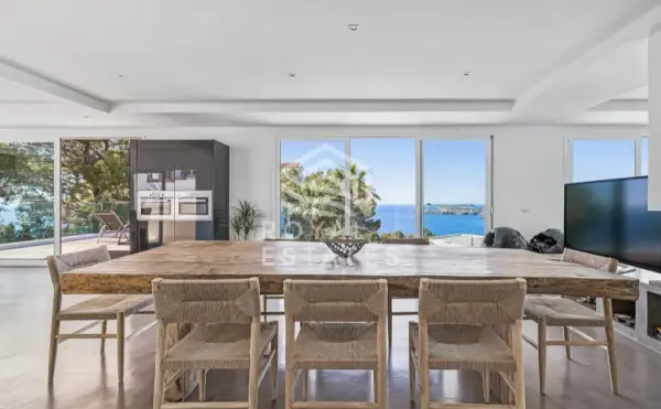 photo 14 Beautiful luxury home in Cala moli