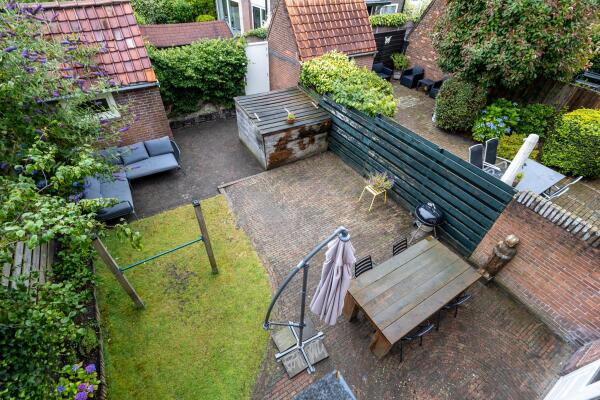 photo 26 Dr. P.J.H. Cuypersplein 45