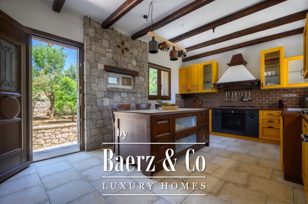 photo 23 1219953 - Villa For sale, Pilos, 260 sq.m., €1.600.000