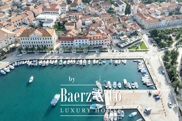 photo 2 Island of Korčula, commercia-residential stone house