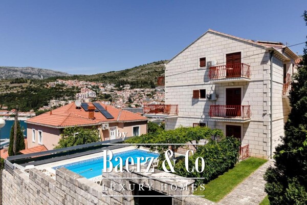photo 1 DUBROVNIK, beautiful stone house with swimming pool