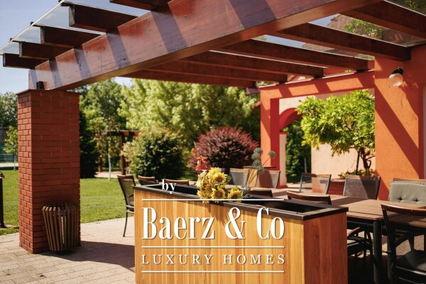 photo 11 Vinkovci, Marinci, Exclusive villa with swimming pool, GFA 558.64 m2, on a plot of land of 7270 m2