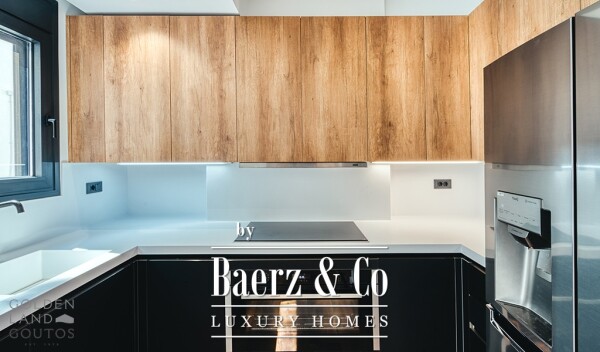 photo 5 Modern House in Voula