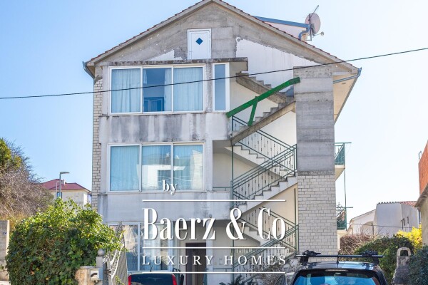 photo 19 Podstrana, house with four apartments, 340m2