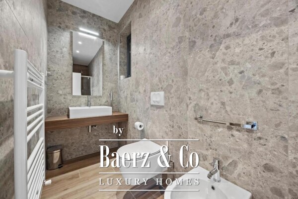 photo 28 Istria, Banjole, semi-detached villa first row to the sea 244 m² with a view of the Marina