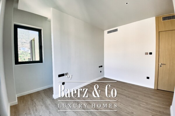 photo 12 Luxurious Two Bedroom Apartment in Tivat close to the Sea