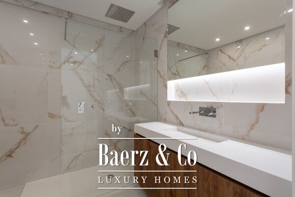 photo 9 Luxury duplex T3+1 with Mezzanine, in a quiet street in Carcavelos