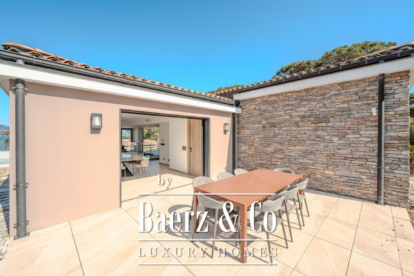 photo 9 Gassin Apartment – Just Steps from the Beach and 5 Minutes to St. Tropez