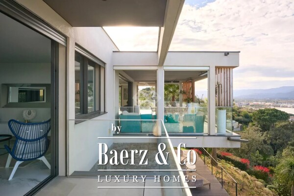 photo 5 Newly-built contemporary villa – Breathtaking sea view