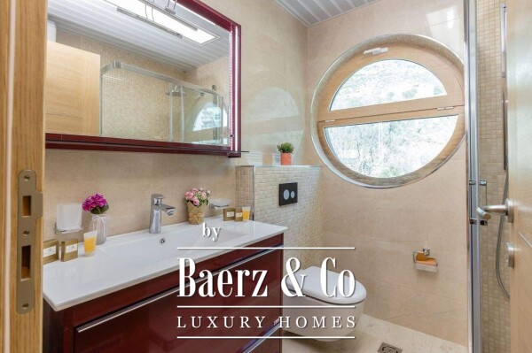 photo 17 Luxurious Apartment with a Seaview in Budva Municipality