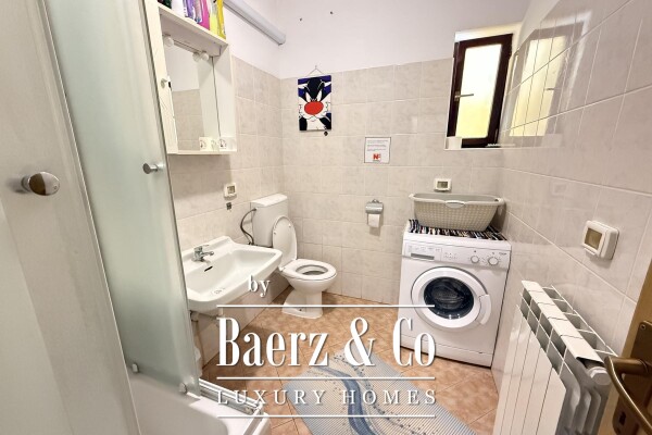 photo 31 Pula, Veli Vrh - spacious house with five residential units,22m2 swimming pool,garage-quiet location