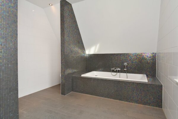 photo 45 Oostsingel 183