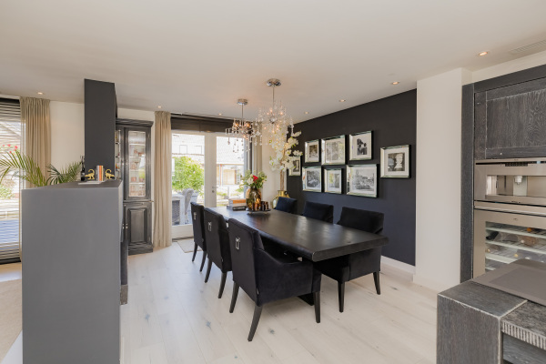 photo 19 Nassaulaan 12