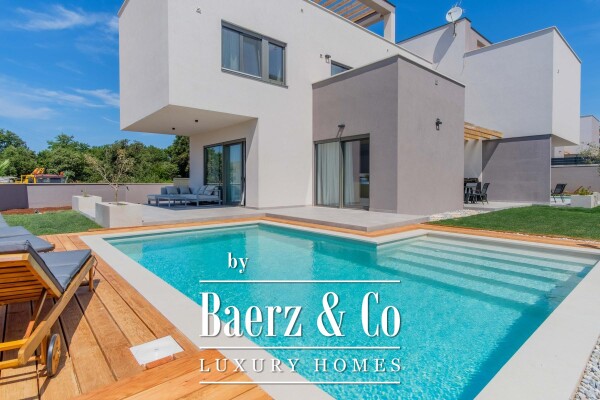 photo 1 Istria, Ližnjan: Luxurious Istria, Ližnjan: Luxury Modern Semi-Detached Villa with Sea View and Pool