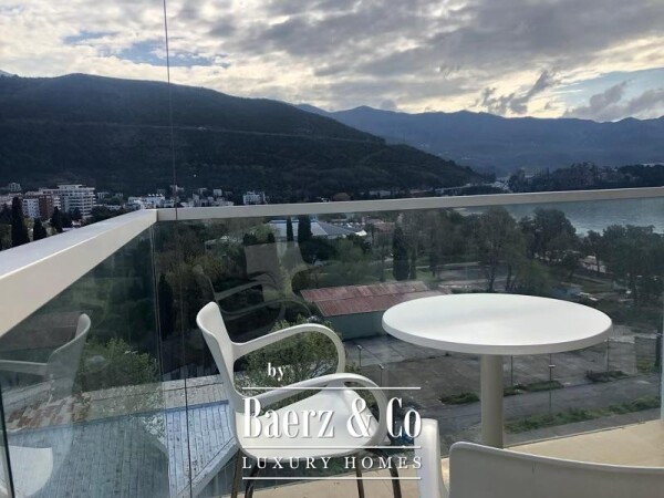 photo 2 Luxury Apartment in Budva Center with a Sea View