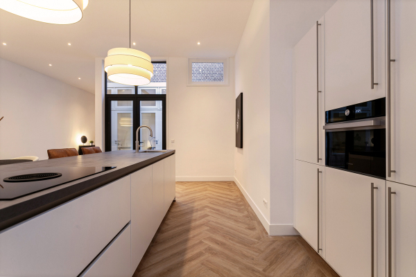 photo 9 Burgemeester van Nispen van Sevenaerstraat 5 a