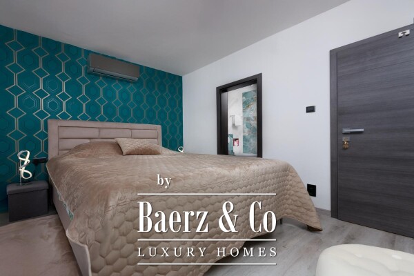 photo 6 Malinska, beautiful villa with 3 residential units, swimming pool, sea view