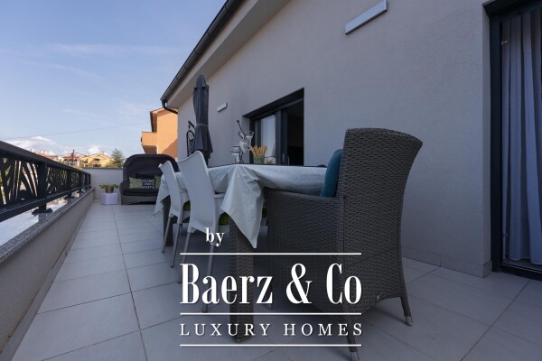 photo 14 Malinska, beautiful villa with 3 residential units, swimming pool, sea view