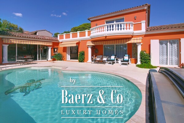 photo 3 PRESTIGIOUS VILLA IN FREJUS