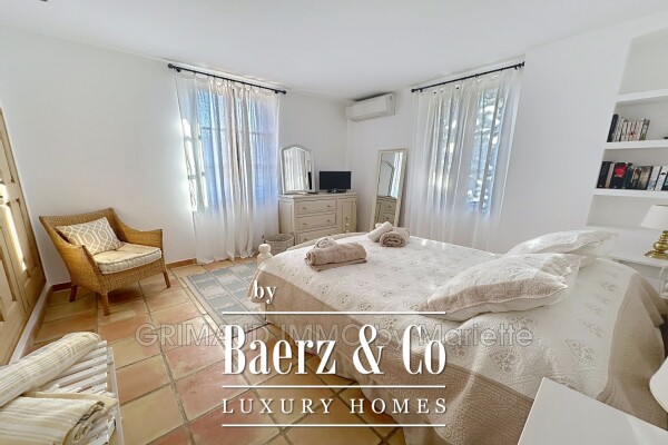 photo 10 beautiful house with breathtaking panoramic views,within wal