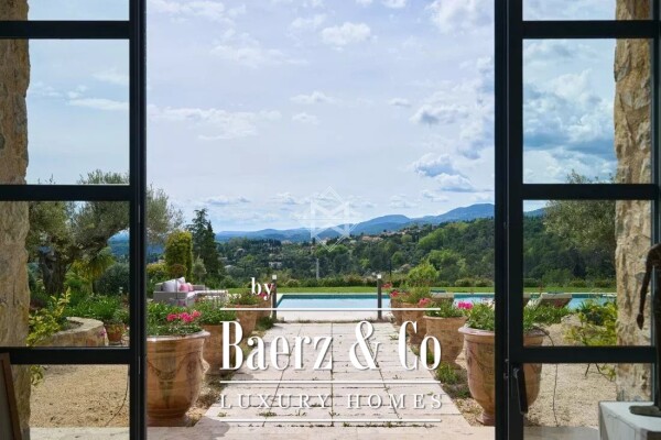 photo 4 Canton de Fayence – Magnificent Aix-Style Bastide