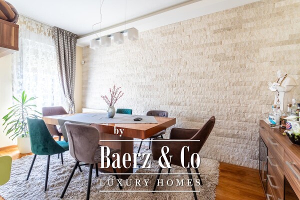 photo 4 Split, Pazdigrad – Spacious Two-Bedroom Apartment 142 m² with Garage and Landscaped Courtyard