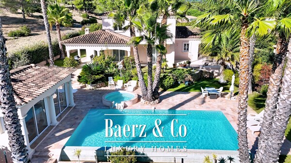 photo 2 PRESTIGIOUS VILLA IN VALESCURE