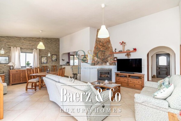 photo 2 Beautiful luxury home in Santa Bárbara de Nexe, Santa Bárbara de Nexe