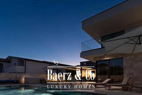 photo 8 Pag, Mandre, modern house with swimming pool in a beautiful location